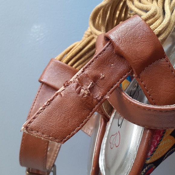 DoDk Fashion Peacock Pattern Wedges - Picture 7 of 7